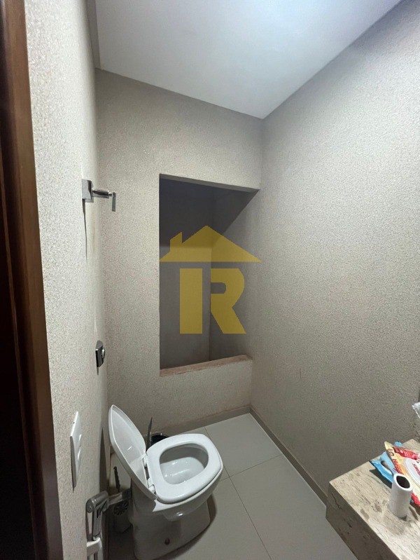 Casa de Condomínio com 3 quartos à venda, 240m² — foto 8 de 21