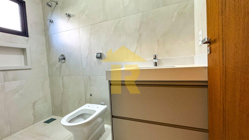 Casa de Condomínio com 3 quartos à venda, 211m² — foto 11 de 27