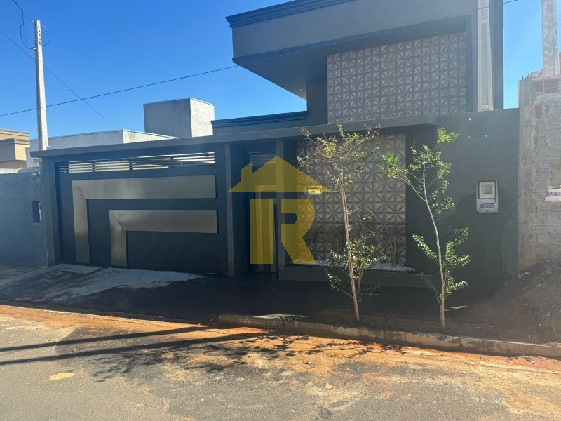 Casa com 3 quartos à venda, 95m² — foto 1 de 36