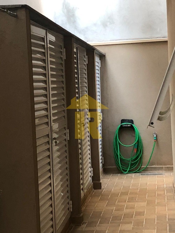 Casa de Condomínio com 3 quartos à venda, 250m² — foto 26 de 27