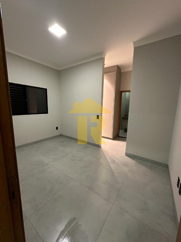 Casa com 3 quartos à venda, 140m² — foto 13 de 19
