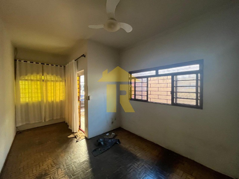 Casa com 3 quartos à venda e aluguel, 91m² — foto 4 de 19