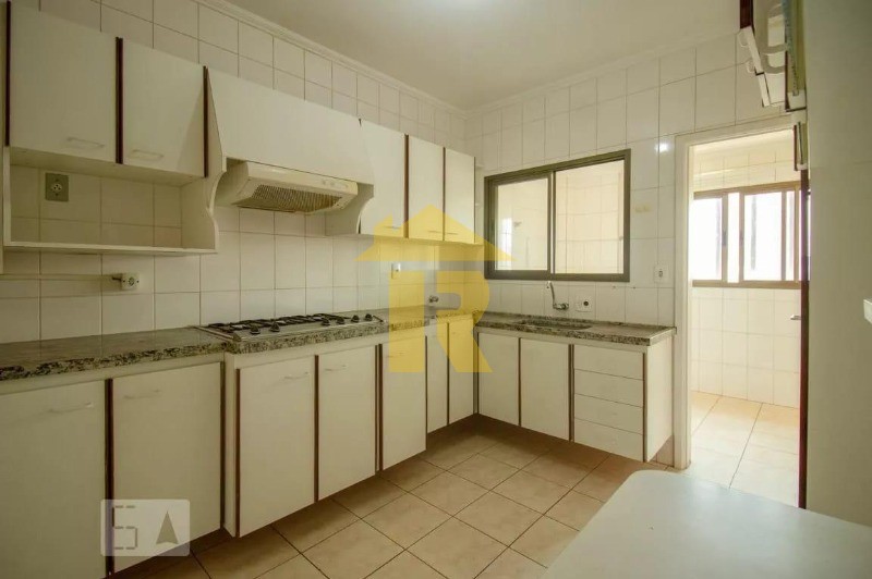 Apartamento com 3 quartos à venda, 126m² — foto 13 de 17