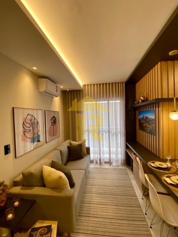 Apartamento com 2 quartos à venda, 45m² — foto 2 de 23