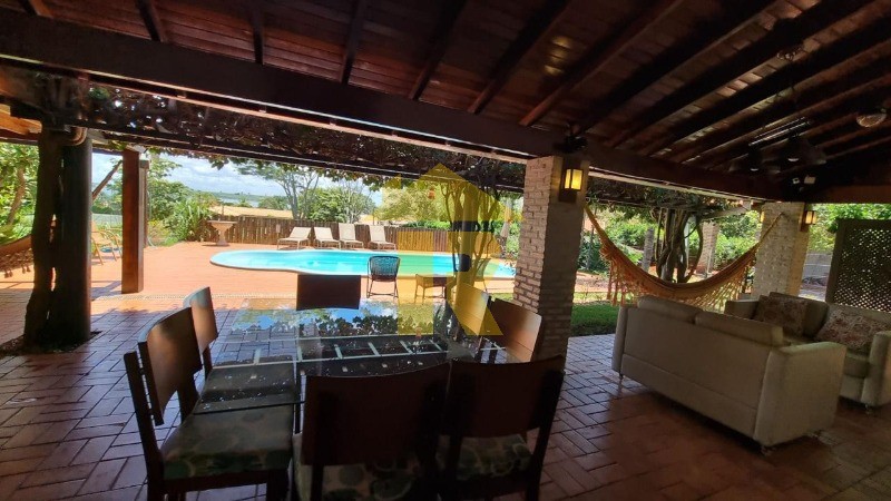 Casa de Condomínio com 4 quartos à venda, 300m² — foto 8 de 40