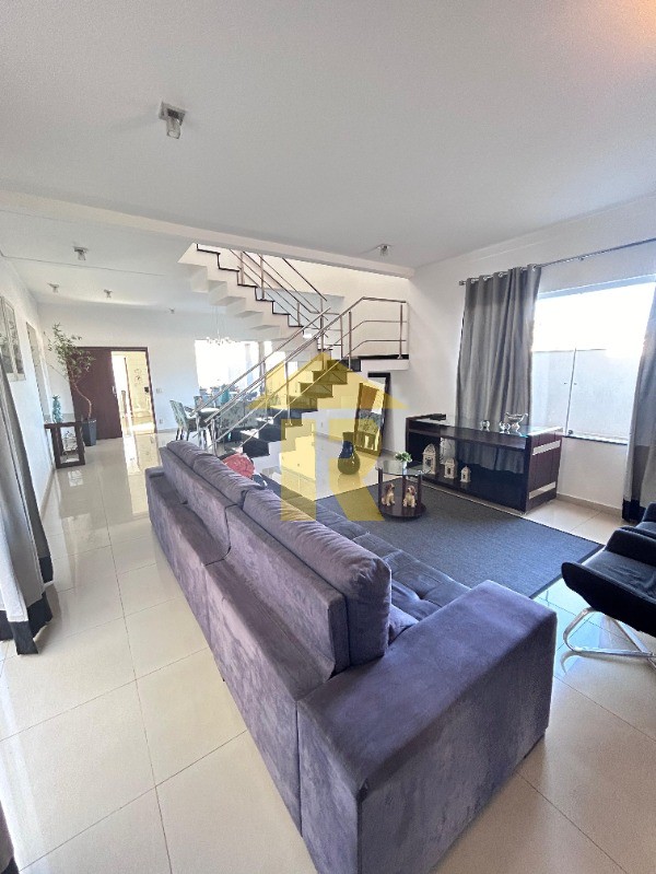 Casa de Condomínio com 4 quartos à venda, 360m² — foto 4 de 20
