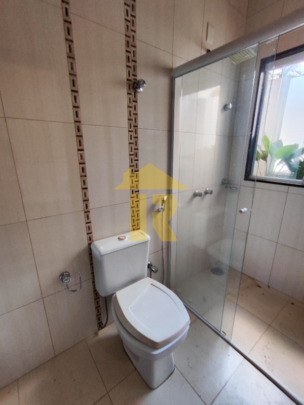 Casa de Condomínio com 3 quartos à venda, 207m² — foto 11 de 19