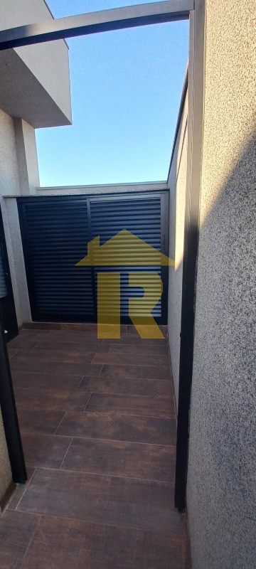 Casa de Condomínio com 3 quartos à venda, 225m² — foto 19 de 21