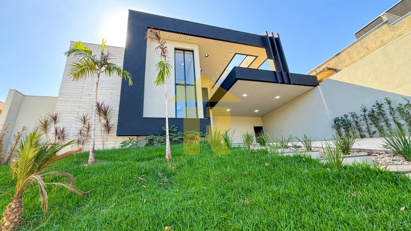 Casa de Condomínio com 3 quartos à venda, 186m² — foto 1 de 24