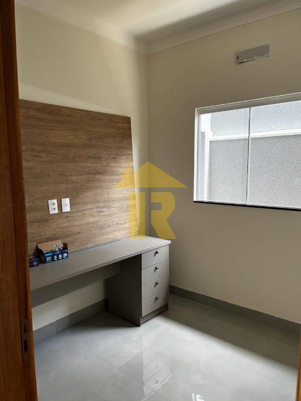 Casa de Condomínio com 3 quartos à venda, 181m² — foto 7 de 25