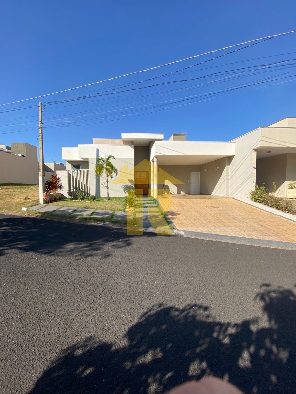 Casa de Condomínio com 3 quartos à venda, 157m² — foto 2 de 26