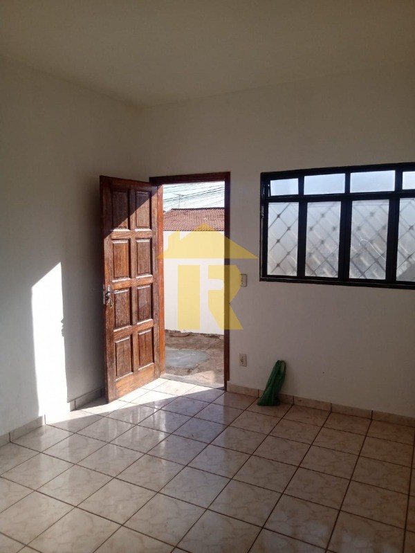 Casa com 2 quartos à venda, 70m² — foto 4 de 21