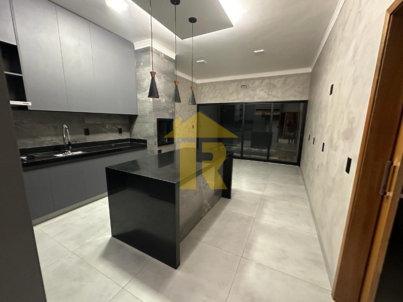 Casa com 3 quartos à venda, 140m² — foto 17 de 19
