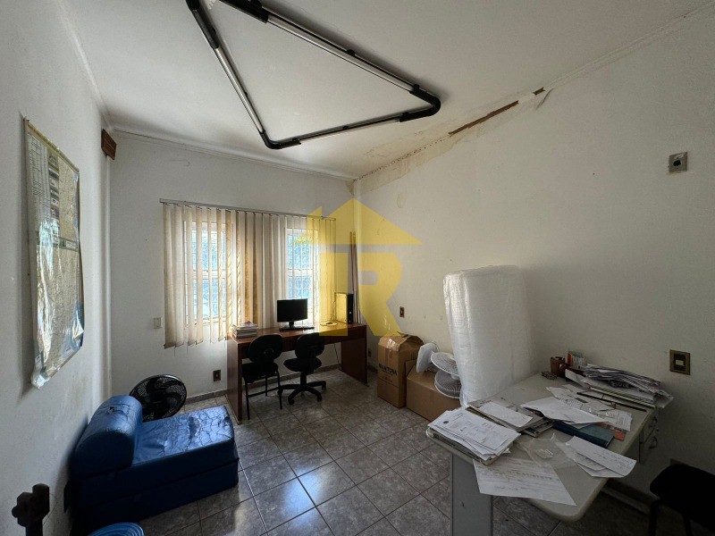 Casa com 2 quartos à venda, 218m² — foto 9 de 19