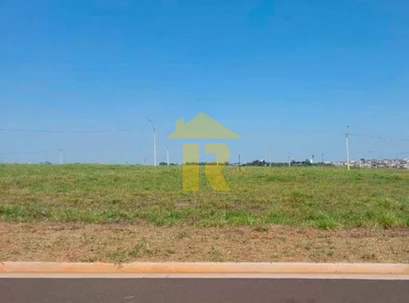 Terreno / Lote / Condomínio  à venda, 300m² — foto 1 de 19