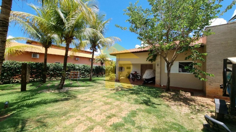 Casa de Condomínio com 4 quartos à venda, 300m² — foto 24 de 40