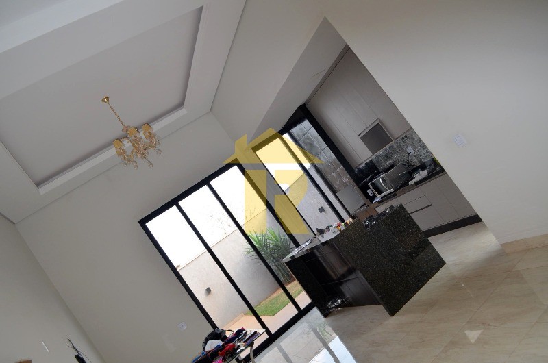 Casa de Condomínio com 3 quartos à venda, 160m² — foto 11 de 20