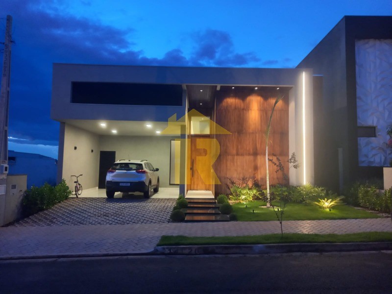 Casa de Condomínio com 3 quartos à venda, 225m² — foto 2 de 21