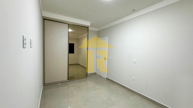 Casa de Condomínio com 3 quartos à venda, 186m² — foto 17 de 24