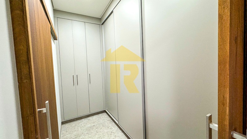 Casa de Condomínio com 3 quartos à venda, 211m² — foto 15 de 27