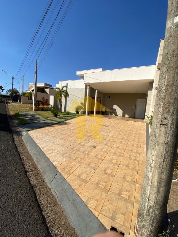 Casa de Condomínio com 3 quartos à venda, 157m² — foto 3 de 26