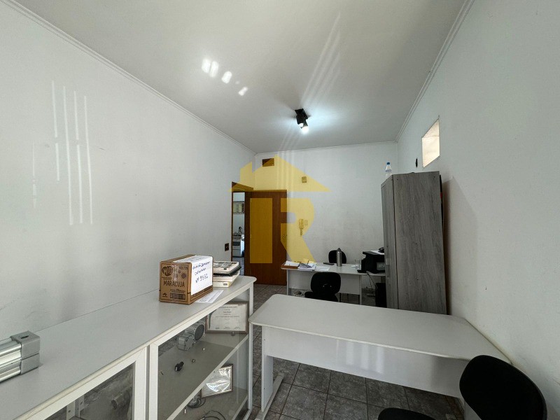 Casa com 2 quartos à venda, 218m² — foto 10 de 19