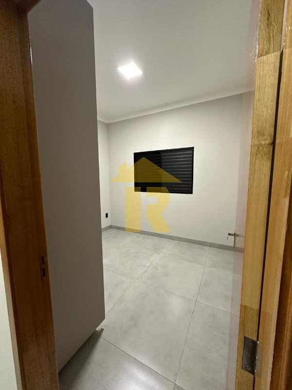 Casa com 3 quartos à venda, 140m² — foto 15 de 19