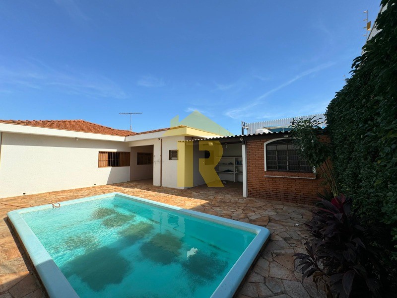 Casa com 3 quartos à venda, 290m² — foto 20 de 22