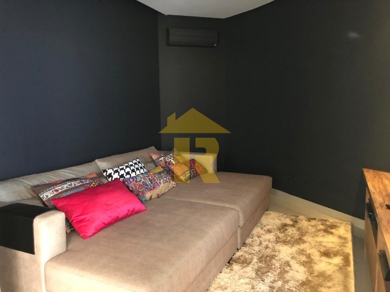 Casa de Condomínio com 3 quartos à venda, 250m² — foto 7 de 27