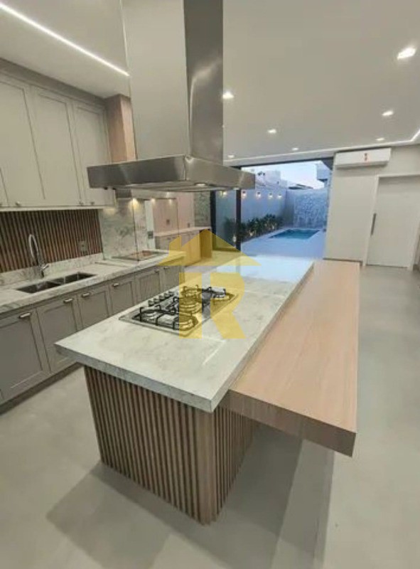 Casa de Condomínio com 3 quartos à venda, 243m² — foto 12 de 16