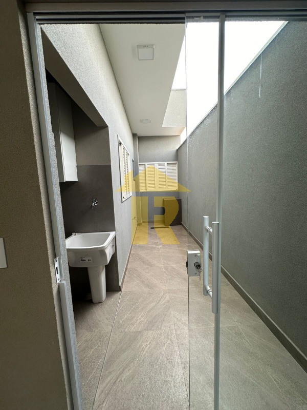 Casa com 3 quartos à venda, 120m² — foto 36 de 39