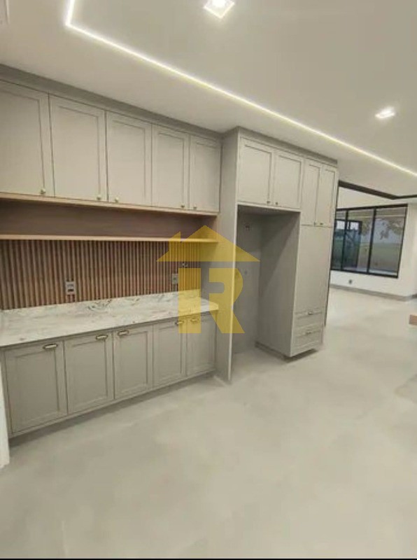 Casa de Condomínio com 3 quartos à venda, 243m² — foto 14 de 16