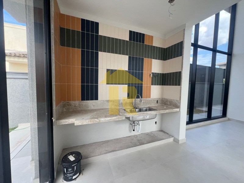 Casa de Condomínio com 3 quartos à venda, 400m² — foto 22 de 25
