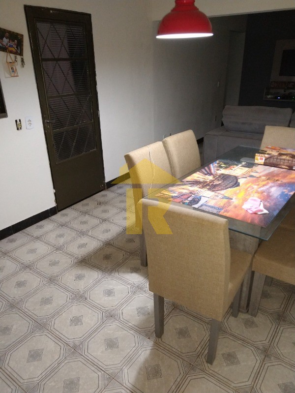Casa com 2 quartos à venda, 98m² — foto 11 de 33
