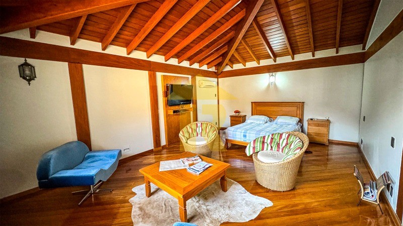 Casa de Condomínio com 4 quartos à venda, 800m² — foto 13 de 28