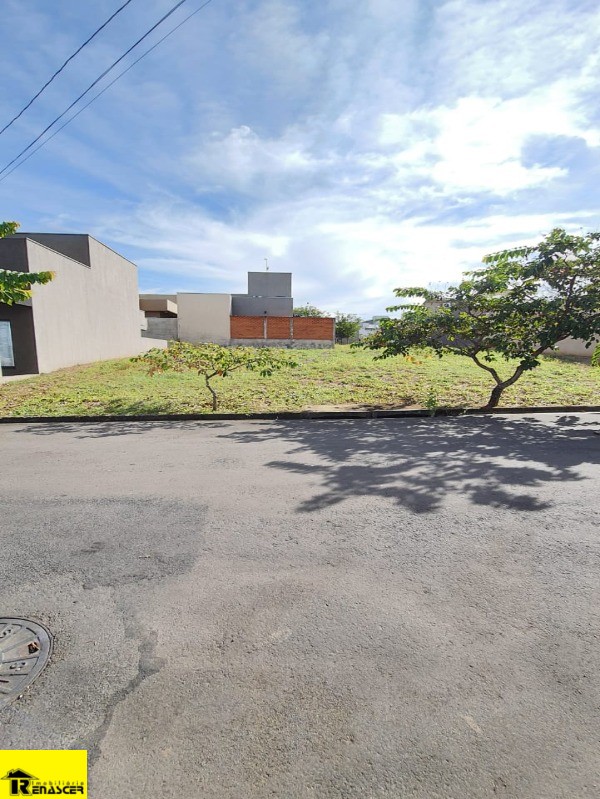 Terreno / Lote / Condomínio  à venda, 231m² — foto 1 de 13