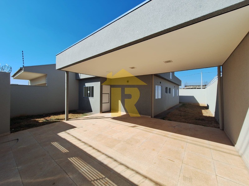 Casa com 3 quartos à venda e aluguel, 120m² — foto 5 de 32