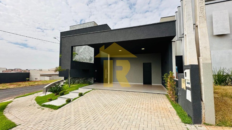 Casa de Condomínio com 3 quartos à venda, 160m² — foto 2 de 19