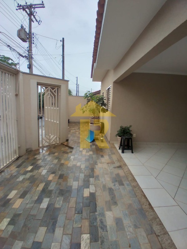 Casa com 3 quartos à venda, 120m² — foto 5 de 16