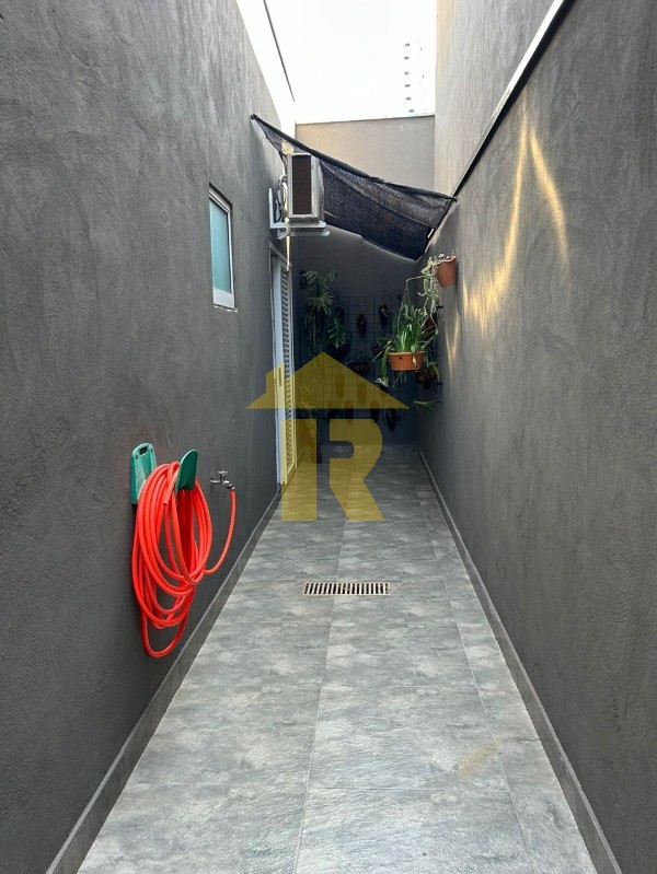 Casa com 3 quartos à venda, 170m² — foto 27 de 28