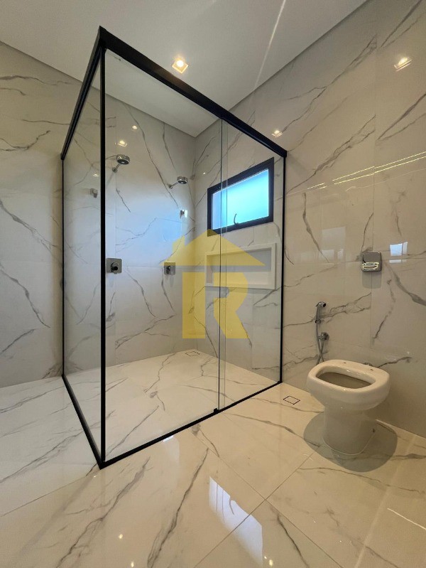 Casa de Condomínio com 3 quartos à venda, 240m² — foto 21 de 28