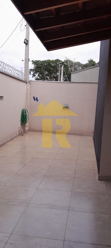 Casa com 2 quartos à venda, 190m² — foto 3 de 39