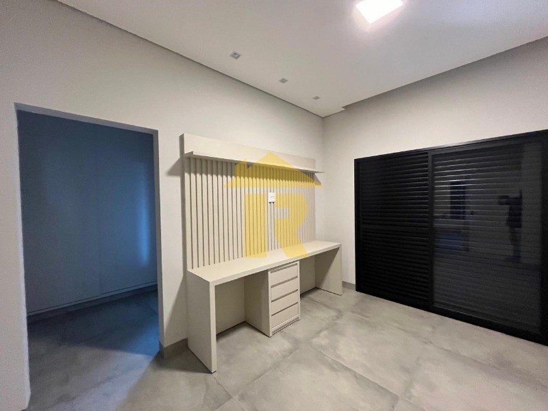Casa de Condomínio com 3 quartos à venda, 240m² — foto 8 de 28