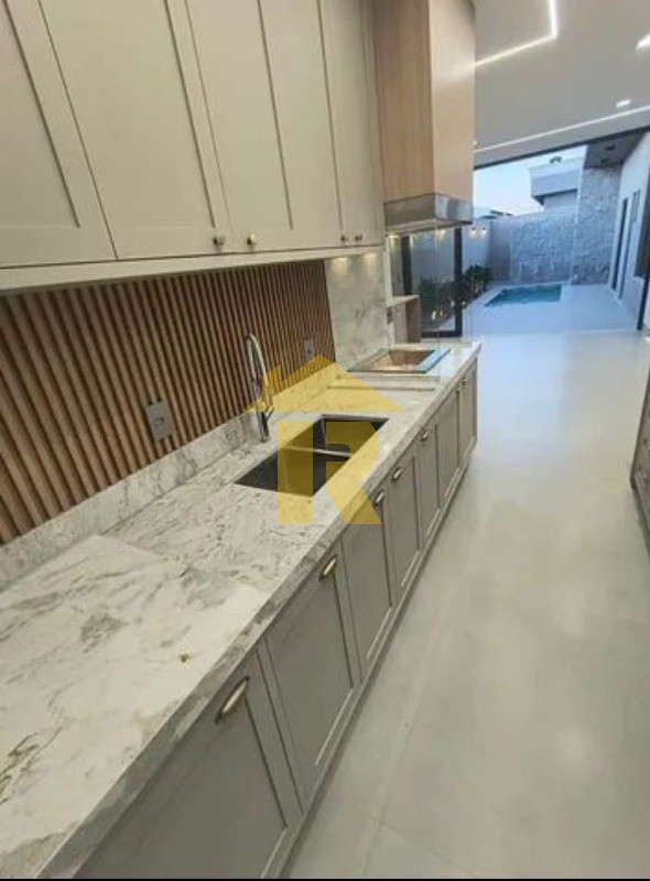 Casa de Condomínio com 3 quartos à venda, 243m² — foto 13 de 16