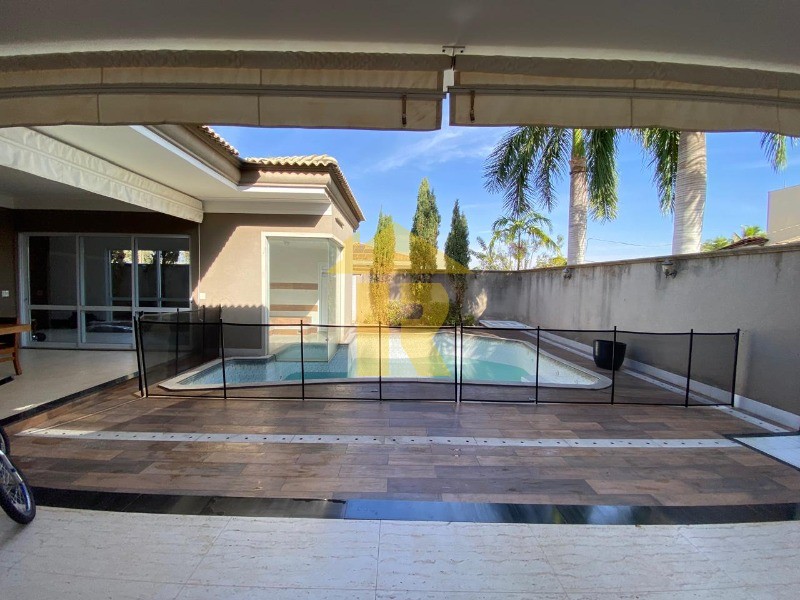 Casa de Condomínio com 4 quartos à venda, 800m² — foto 18 de 22