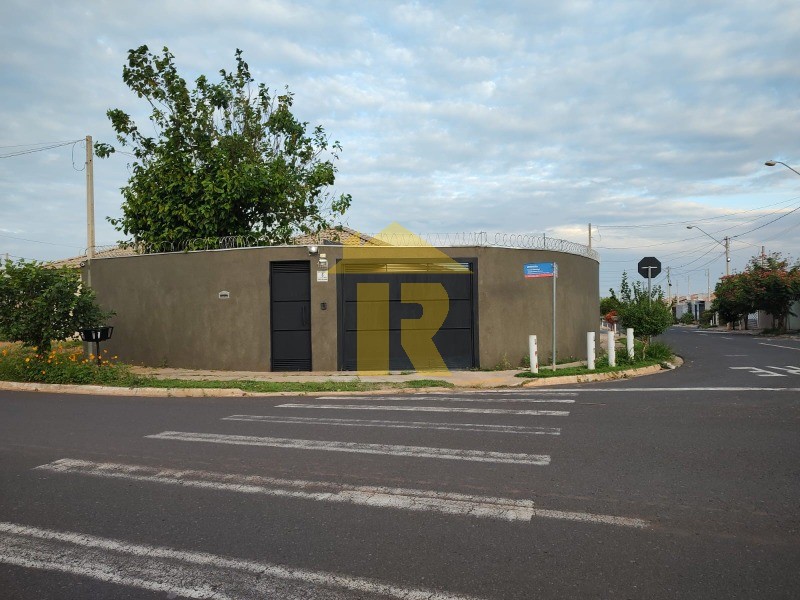 Casa com 2 quartos à venda, 65m² — foto 2 de 22