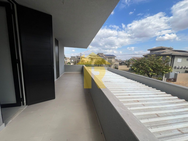 Casa de Condomínio com 3 quartos à venda, 400m² — foto 18 de 25