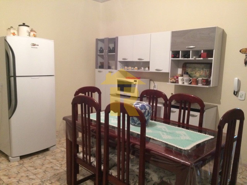 Casa com 4 quartos à venda, 165m² — foto 16 de 21