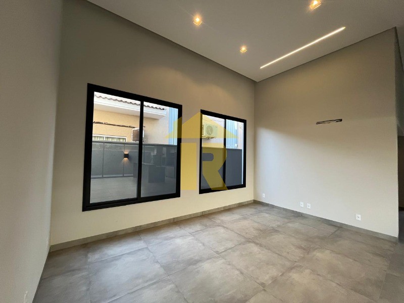 Casa de Condomínio com 3 quartos à venda, 240m² — foto 7 de 28