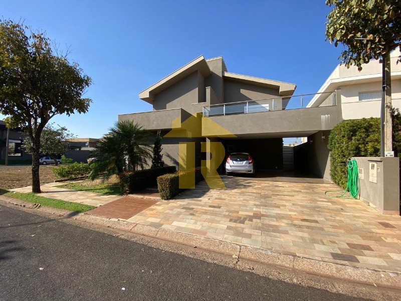 Casa de Condomínio com 3 quartos à venda, 300m² — foto 1 de 28